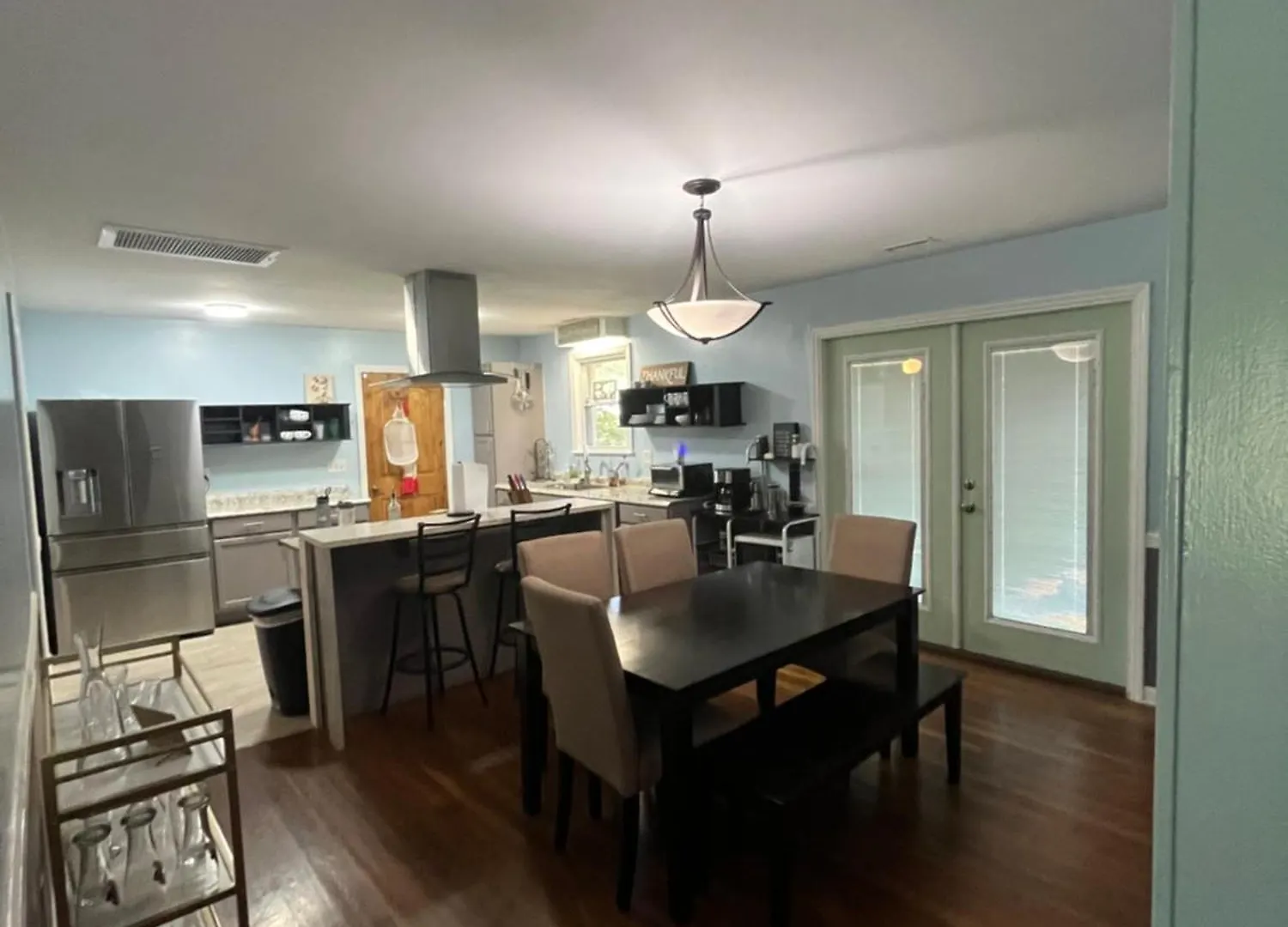 Quiet 3br Getaway In Charleston