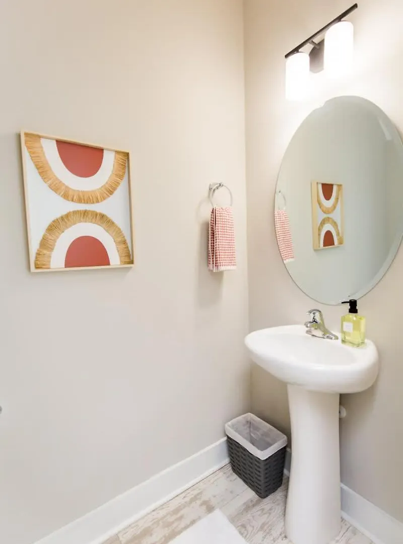 Creekside Park Circle 15m Dtwn Chs *