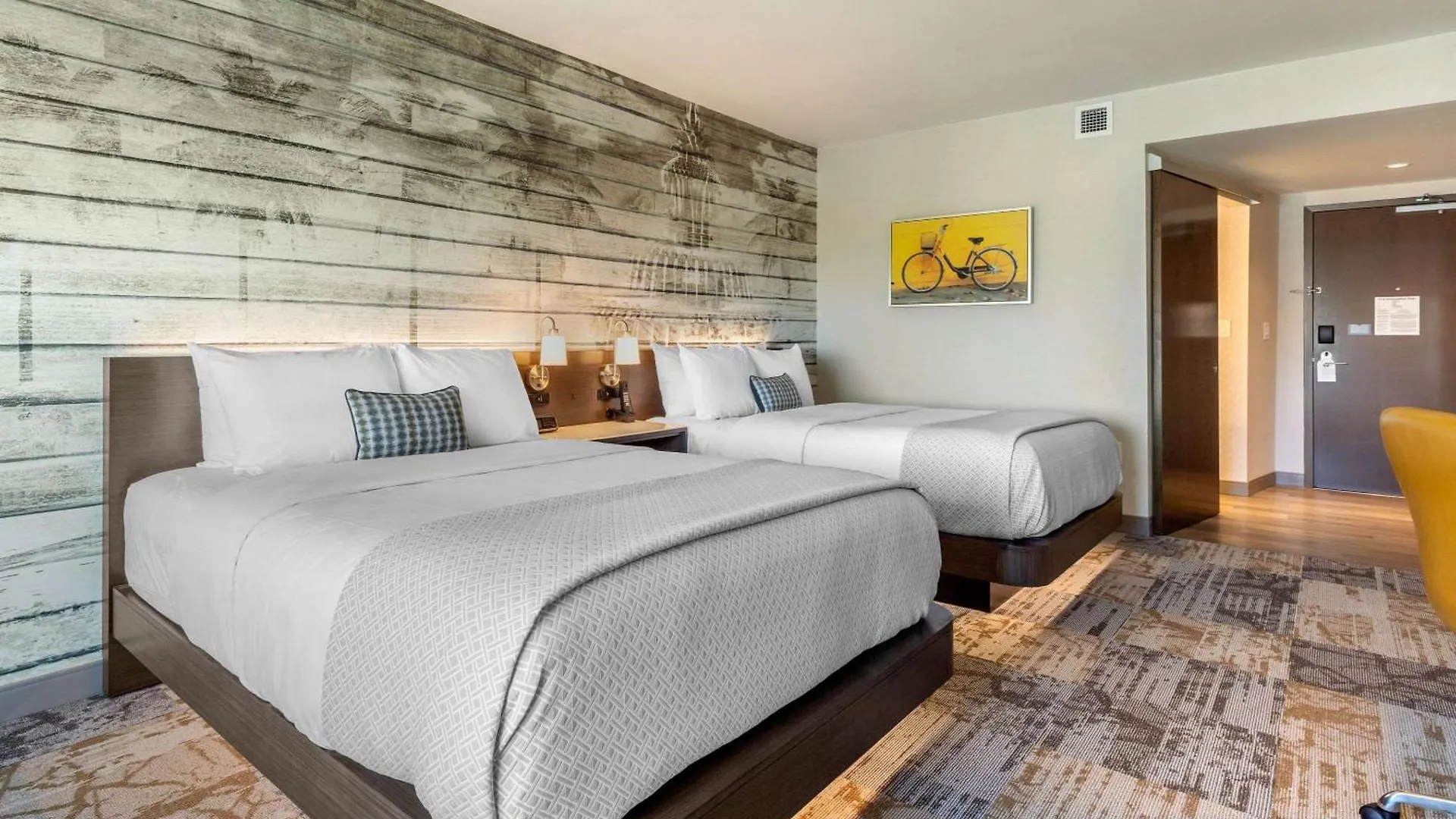 Cambria Riverview 3*