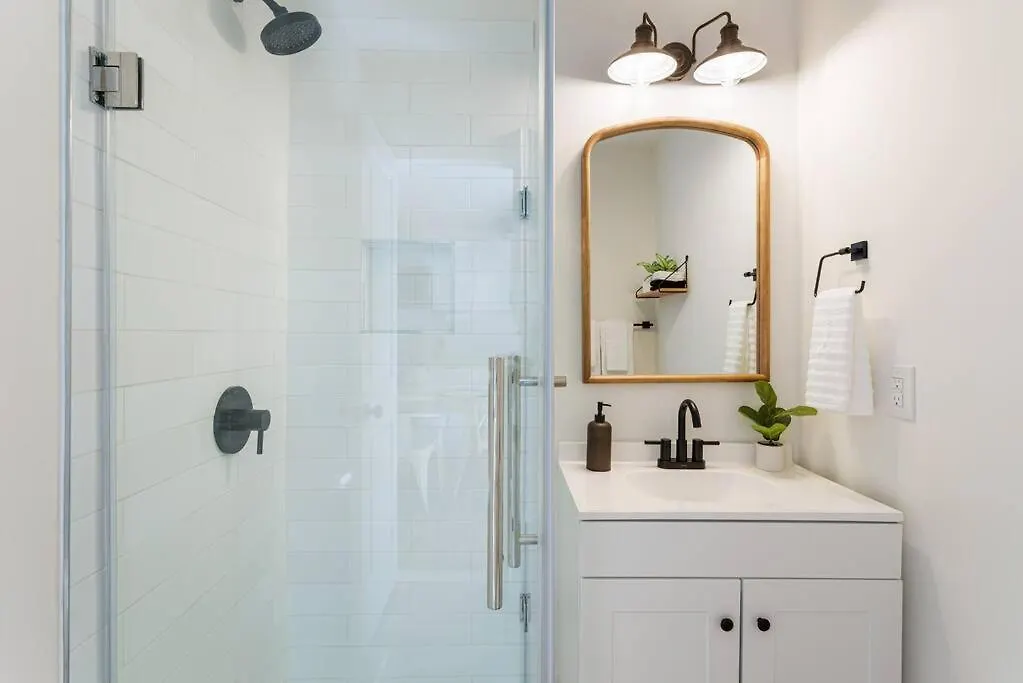 Southern Charm With Hot Tub 10 Min From Downtown! Charleston