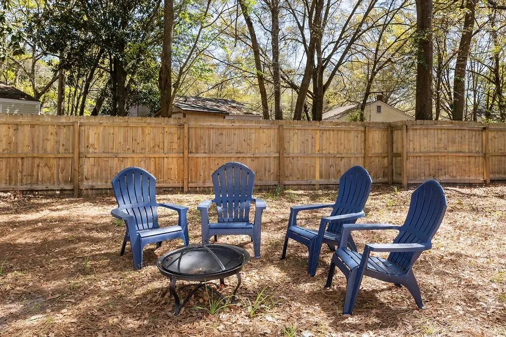 Southern Charm With Hot Tub 10 Min From Downtown! * Charleston