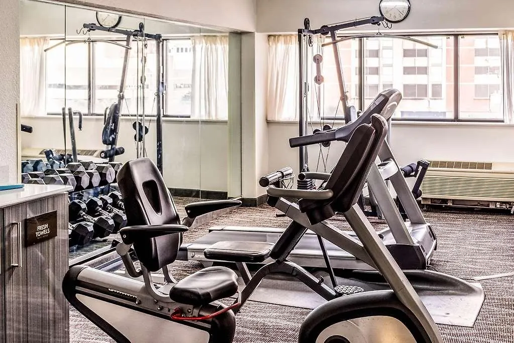 Comfort Downtown 3*