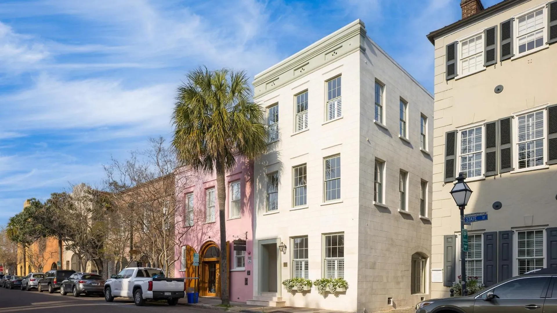 Holiday home State St A By Avantstay Heart Of French Quarter