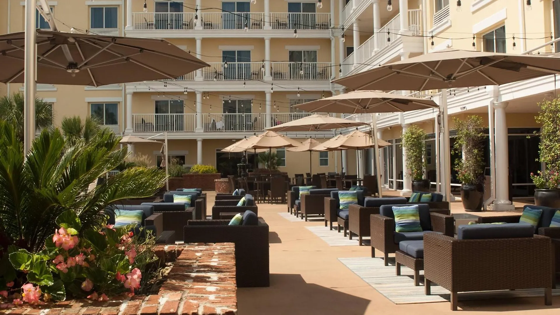 Hotel Courtyard Waterfront Charleston