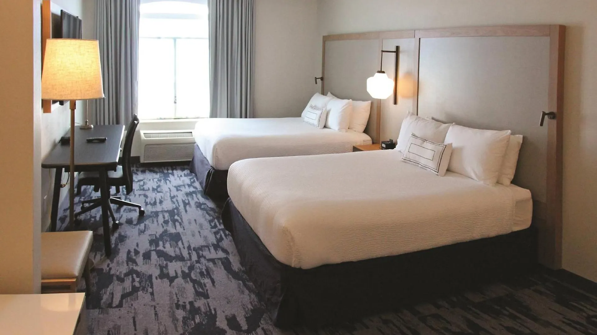 Hotel Fairfield & By Marriott Charleston Airport/convention Center 3*