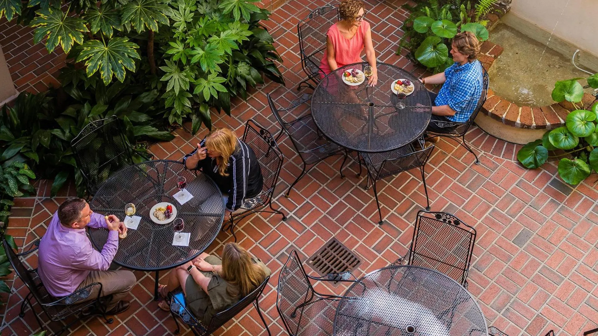 Kings Courtyard 3* Charleston