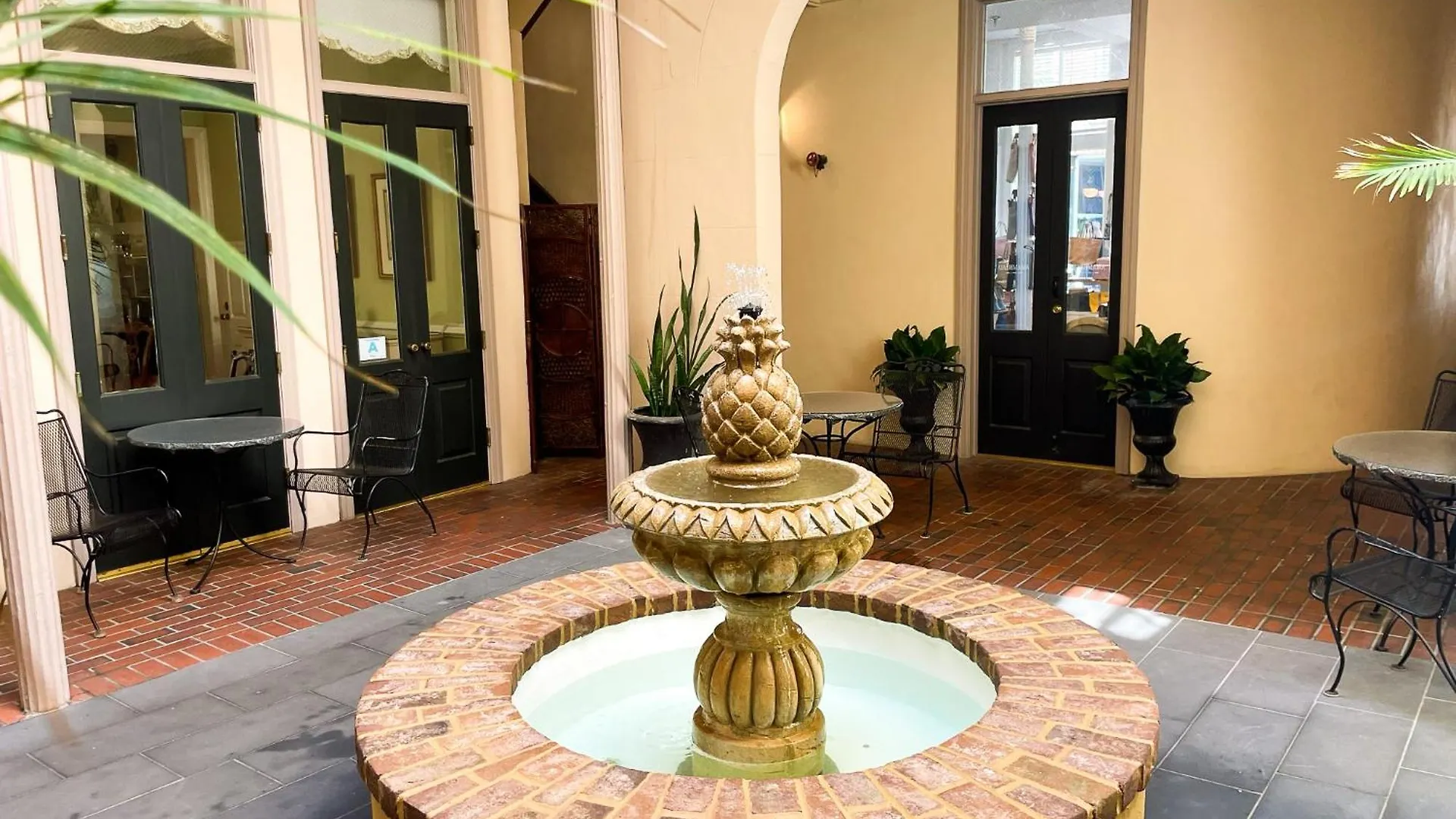 Kings Courtyard 3*