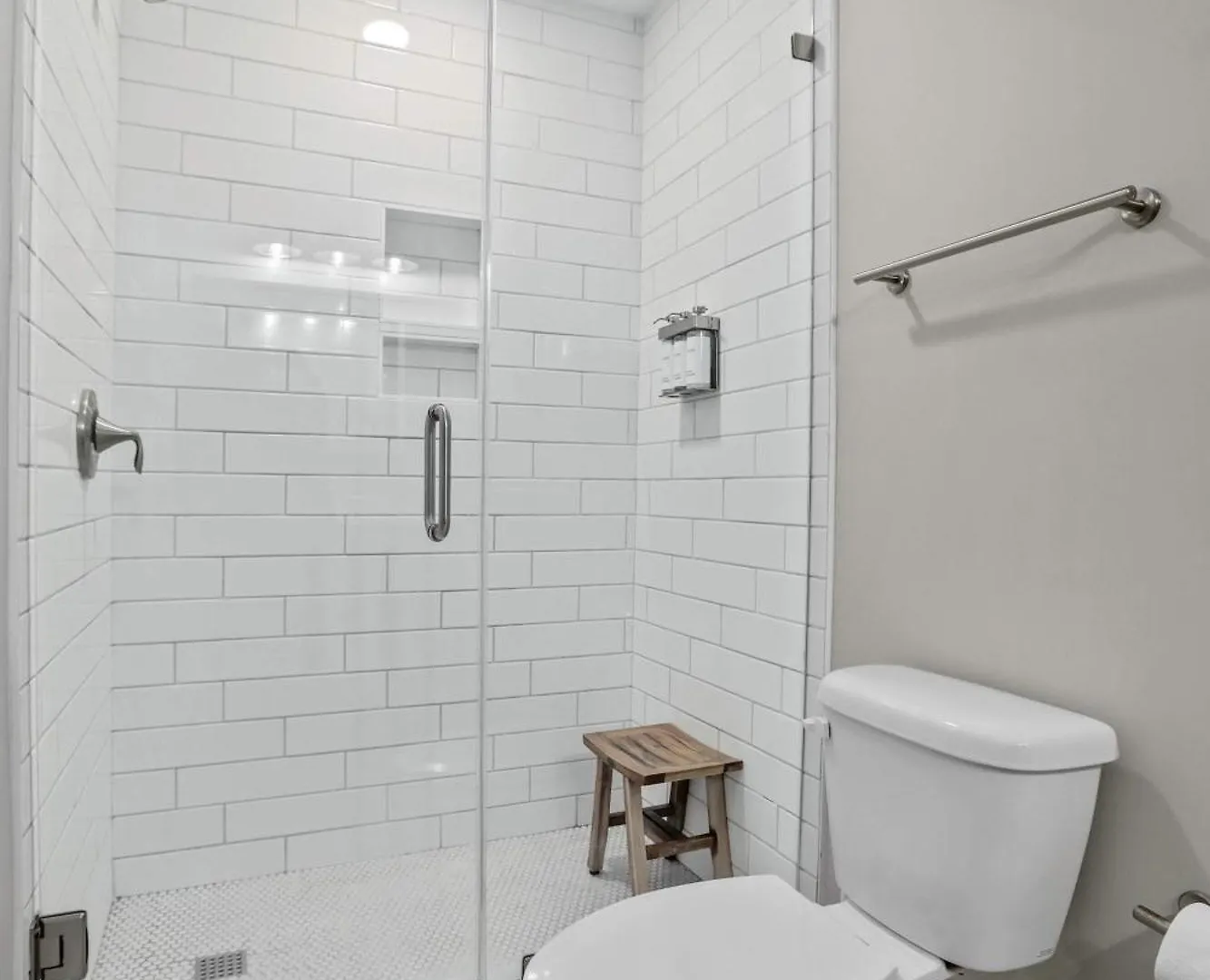 Holiday home Coastal Casa 5 Mins To Old Village Charleston