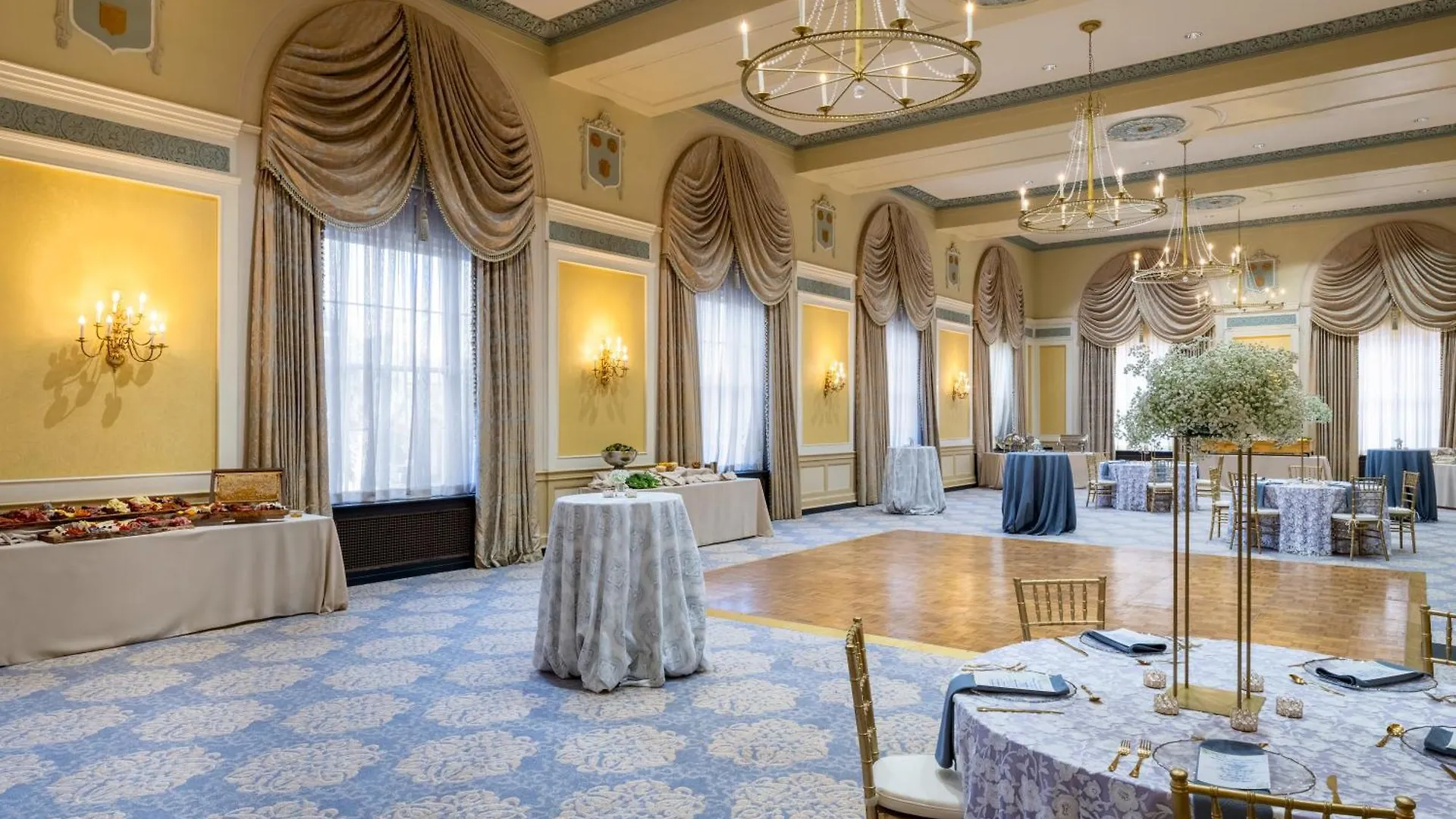 Hotel Francis Marion