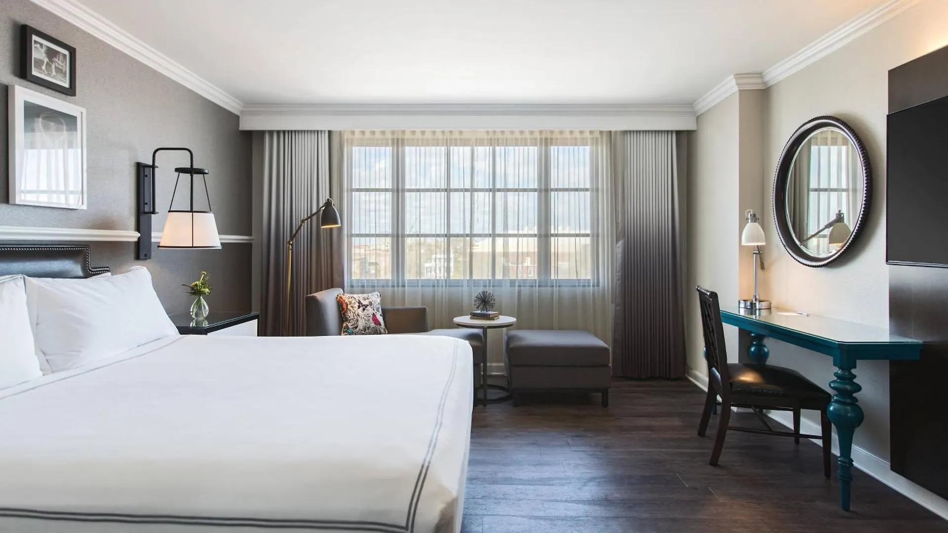 The Lindy Renaissance Charleston