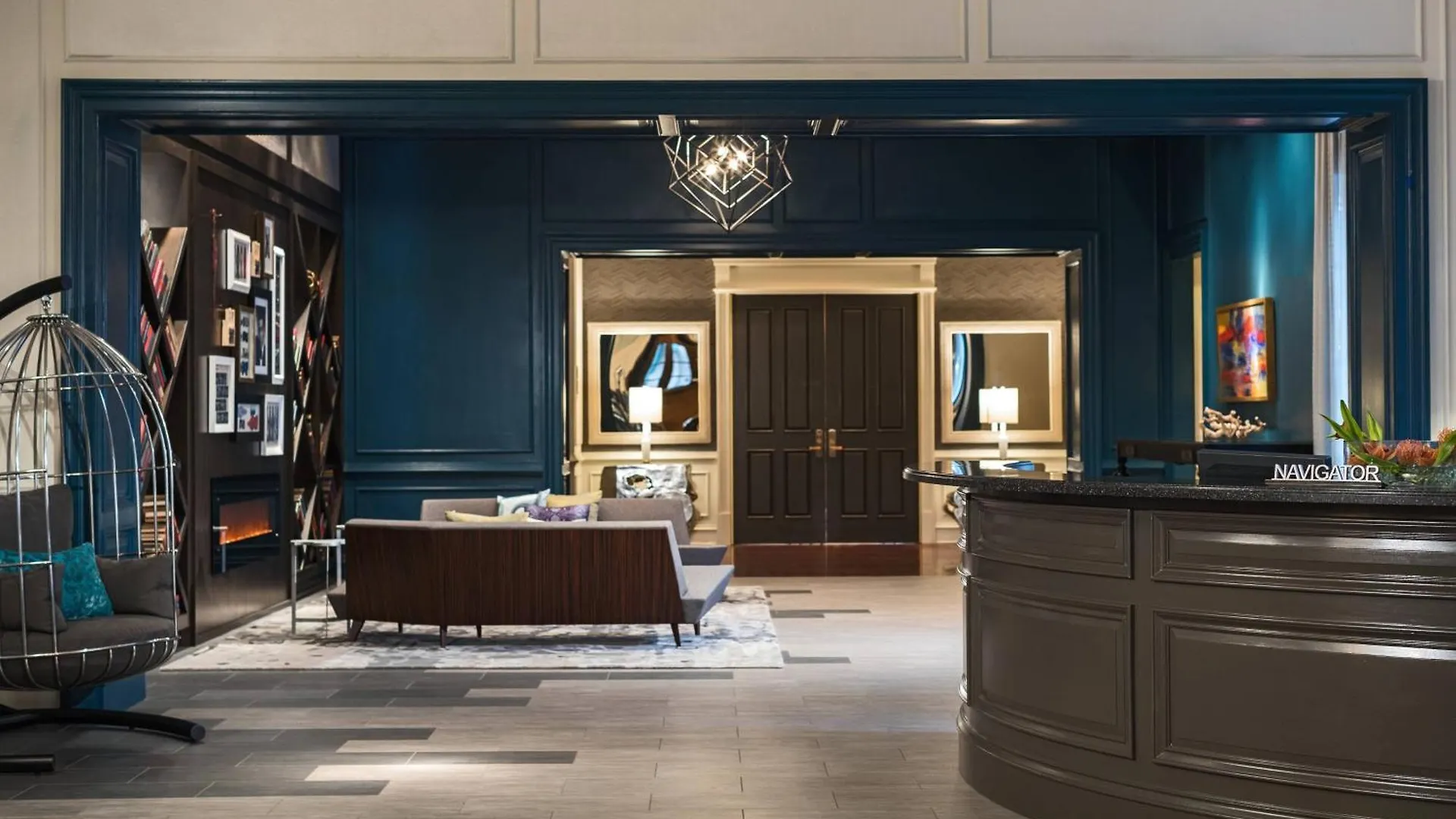 The Lindy Renaissance Hotel 4*