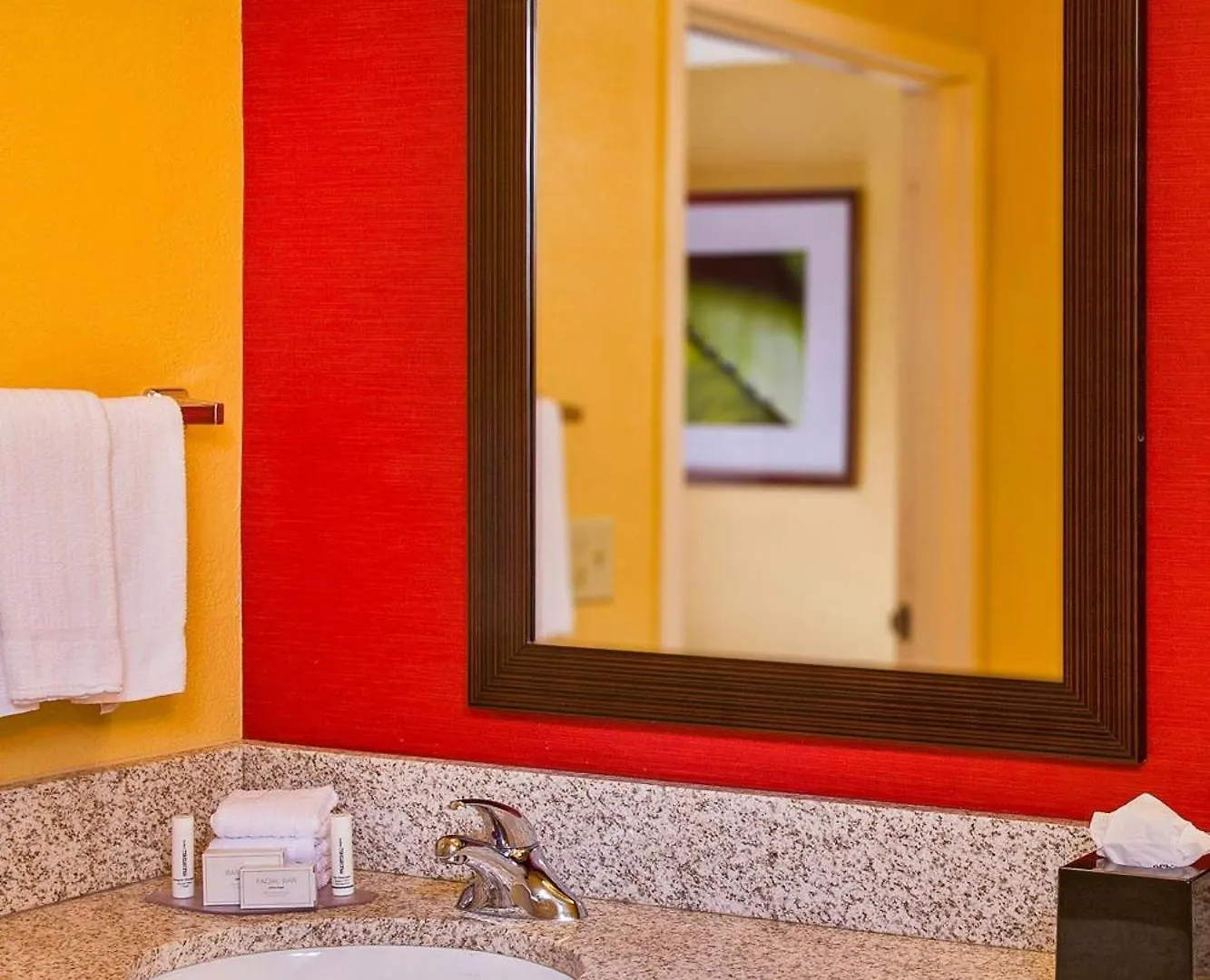 Courtyard By Marriott Airport Coliseum North Charleston