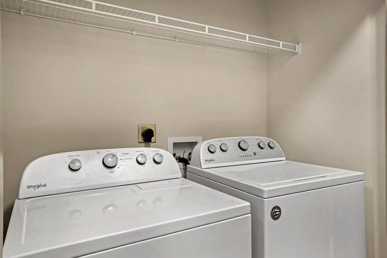 Landing At Simmons Park - 2 Bedrooms In Cainhoy Apartment
