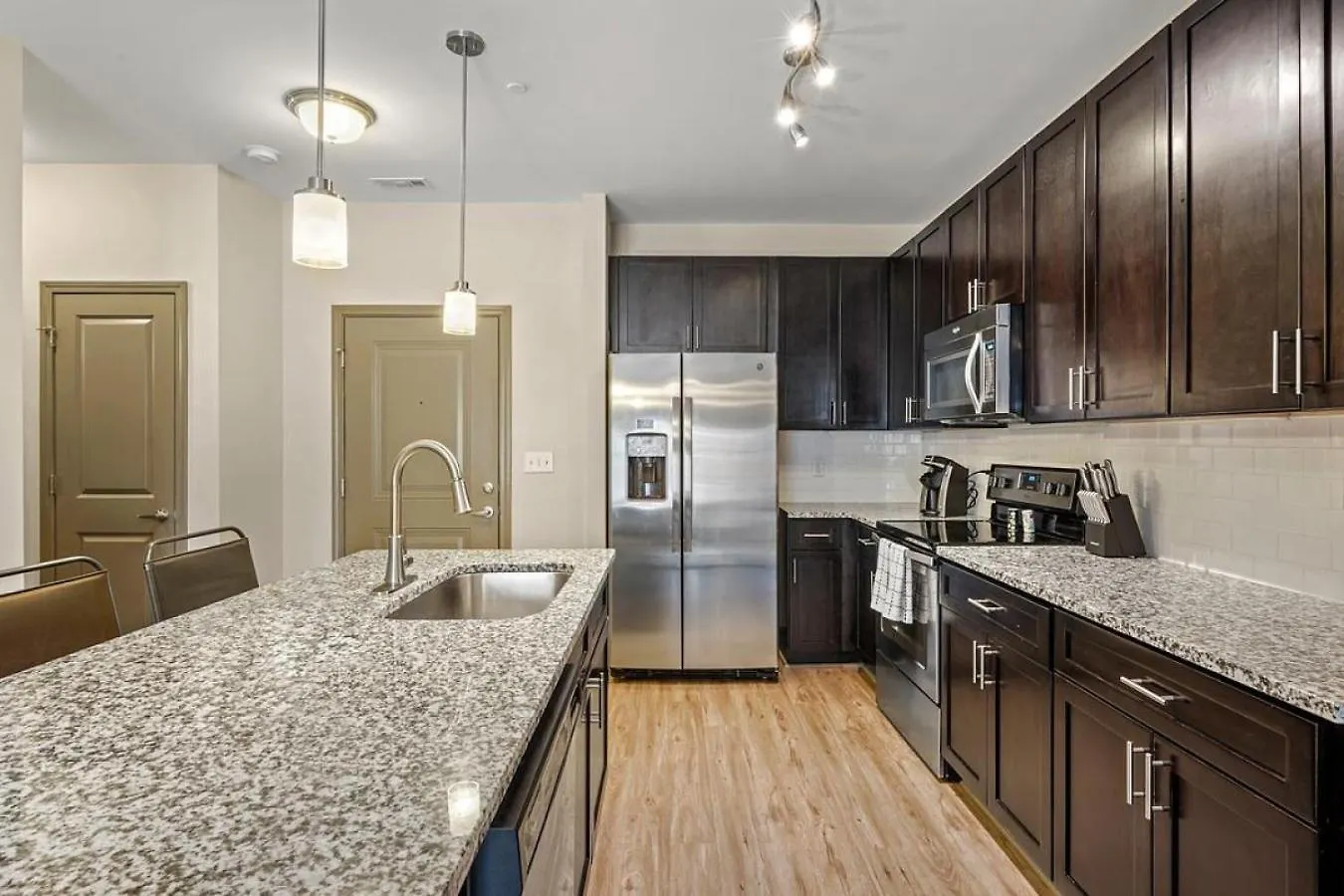 Landing At Simmons Park - 2 Bedrooms In Cainhoy Apartment
