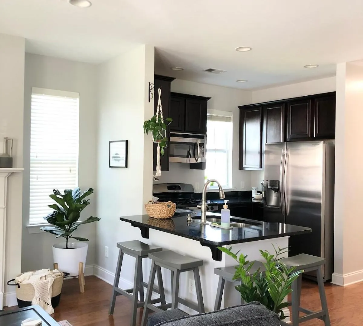 Relax In Comfort - Retreat Near Chs Downtown & Airport Holiday home Charleston
