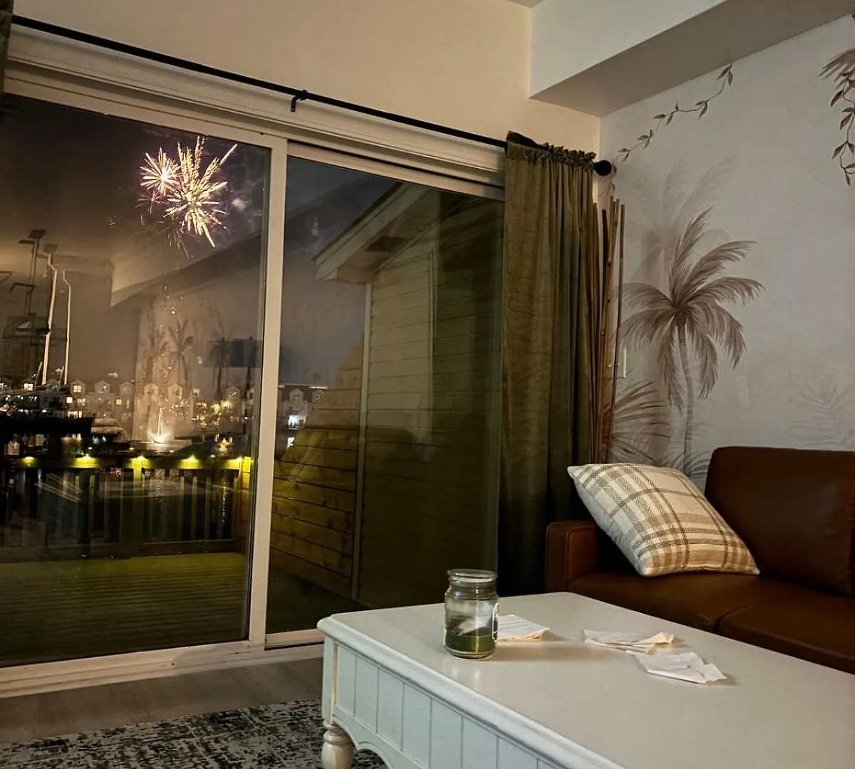 Sunset Serenity!!-tropical Waterfront Oasis-huge Private Patio-10min To Kingst & Beaches Charleston
