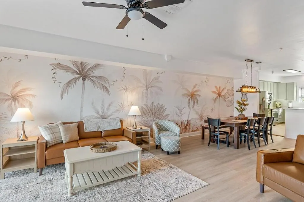 Sunset Serenity!!-tropical Waterfront Oasis-huge Private Patio-10min To Kingst & Beaches * Charleston