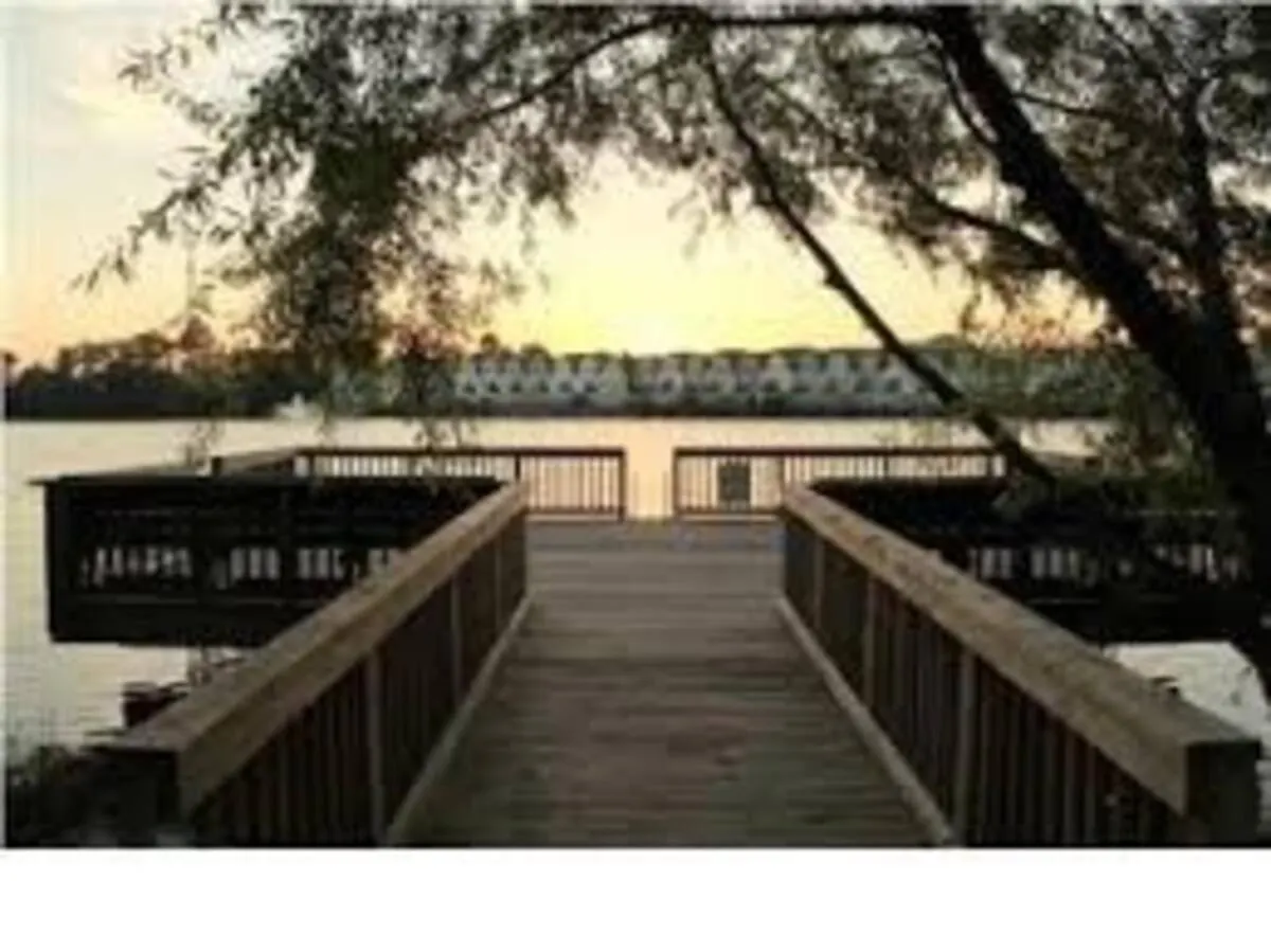 Holiday home Sunset Serenity!!-tropical Waterfront Oasis-huge Private Patio-10min To Kingst & Beaches
