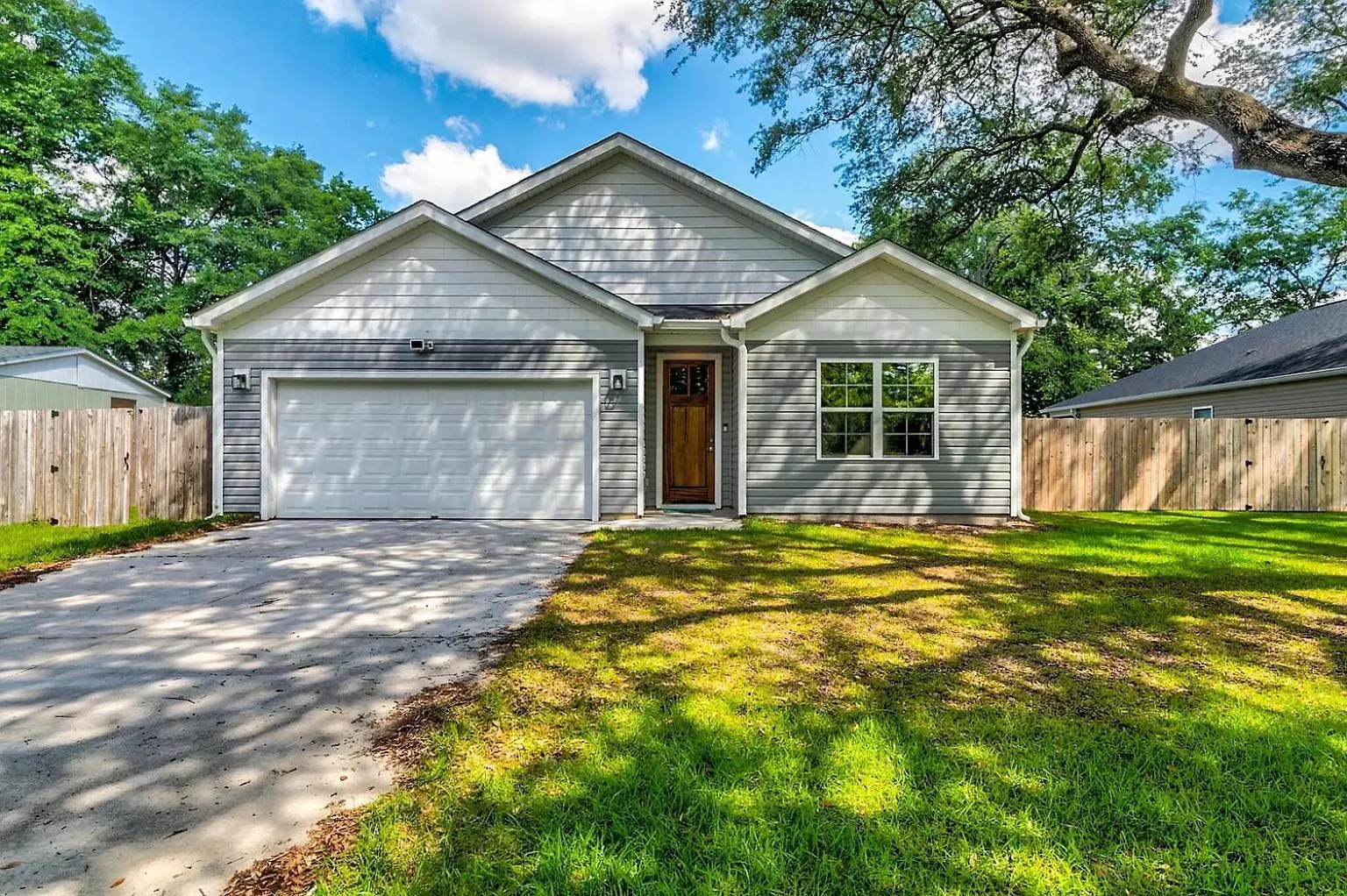 Holiday home Big Modern With Ample Parking Charleston