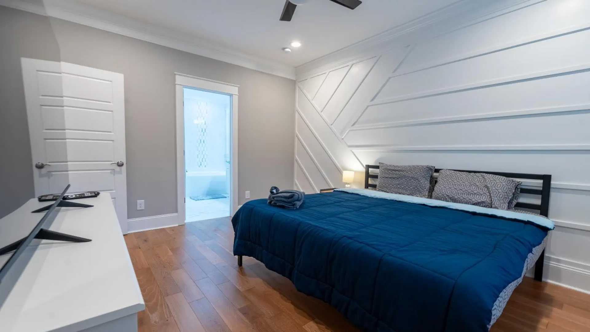 Big Modern With Ample Parking * Charleston