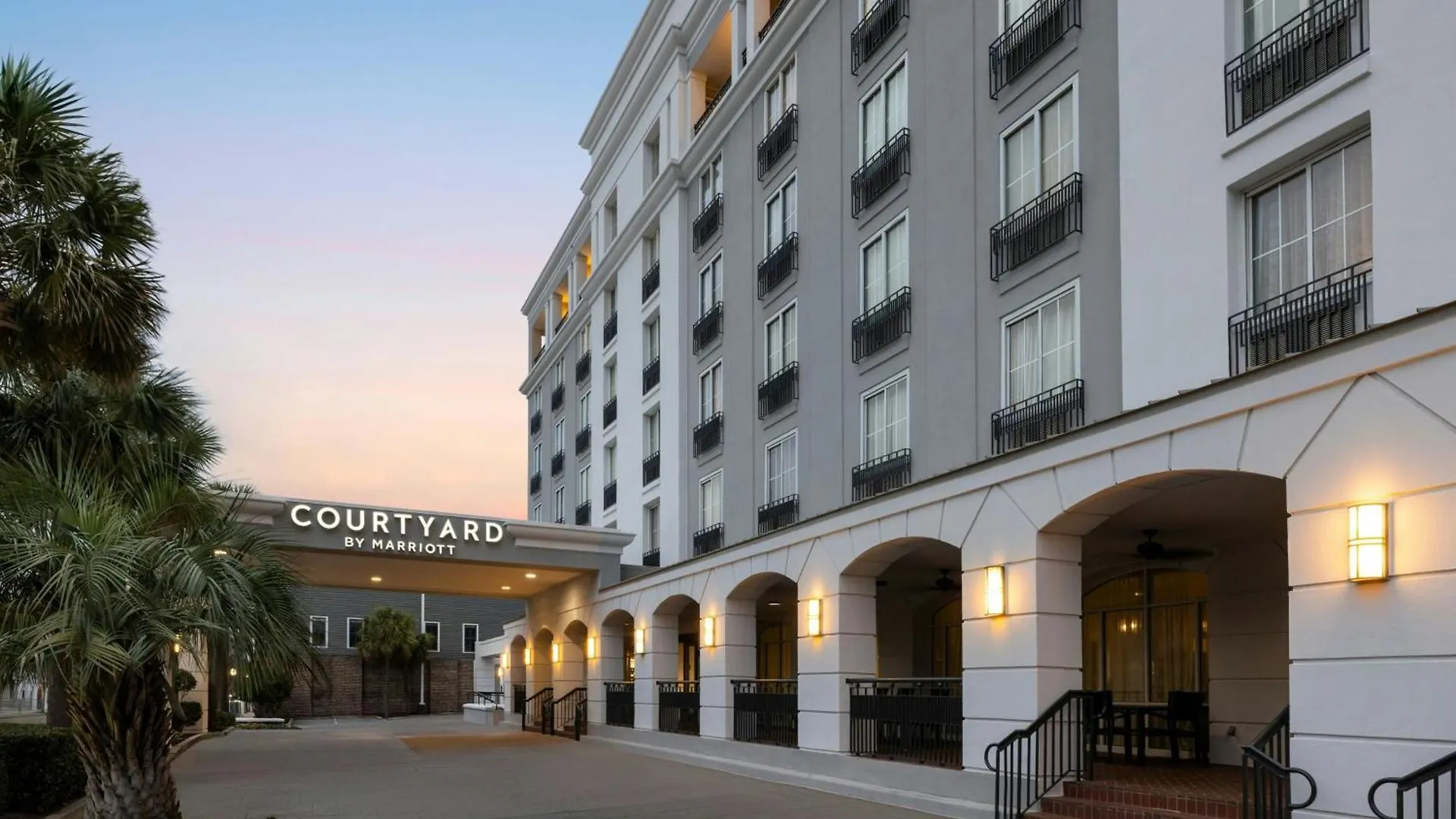 Hotel Courtyard By Marriott Historic District