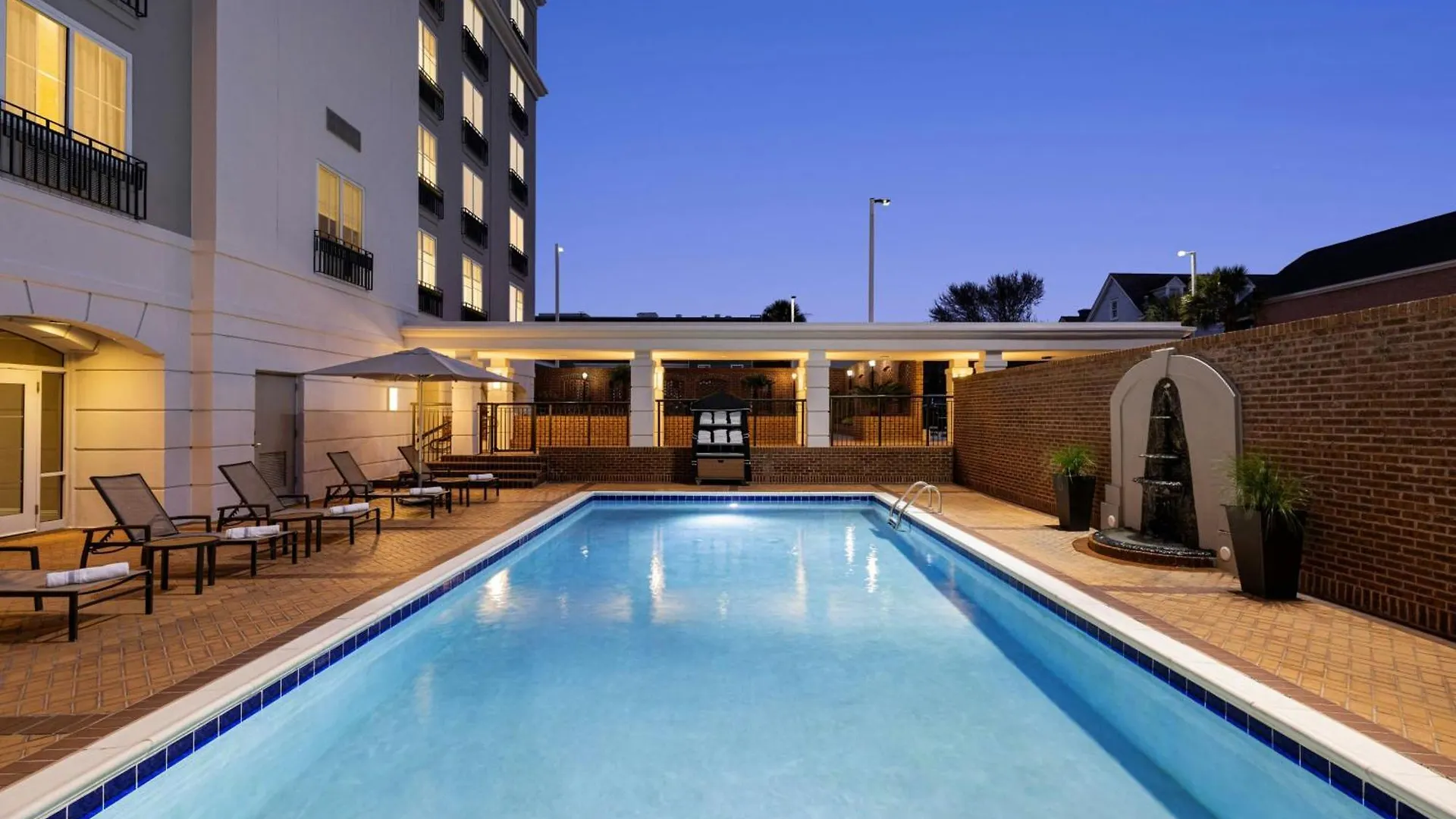Courtyard By Marriott Historic District Hotel 3*