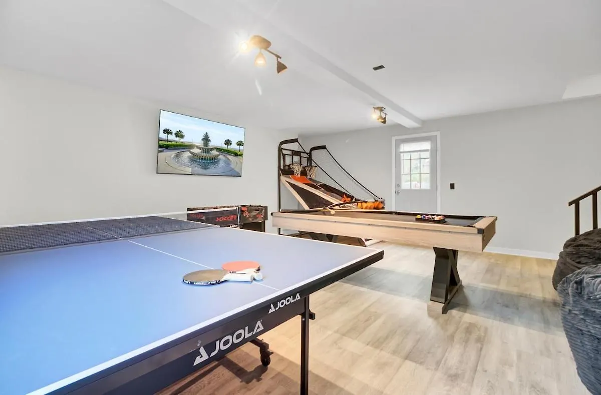 Holiday home Your Storybook Hideaway - Game - 10 Minutes From Airport