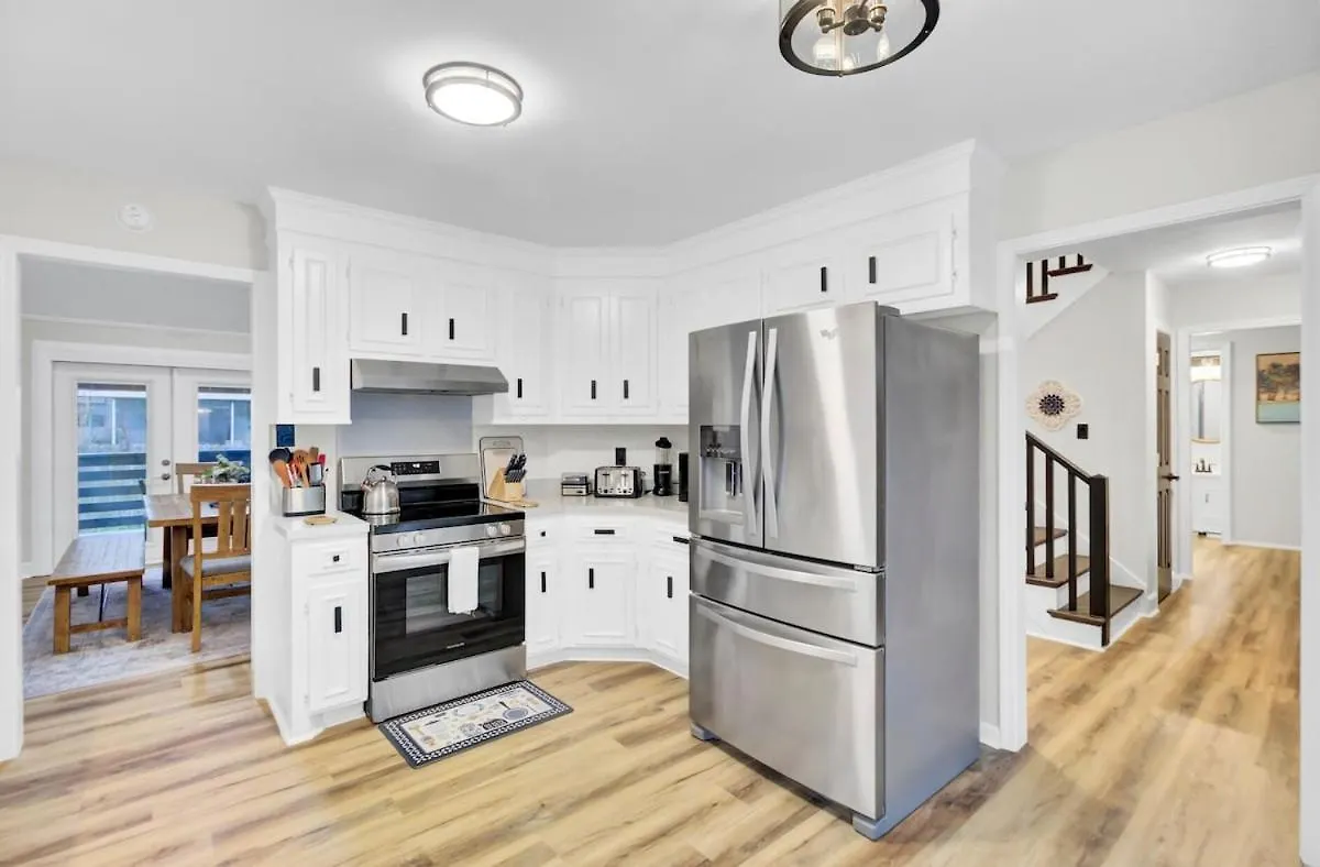 Your Storybook Hideaway - Game - 10 Minutes From Airport * Charleston
