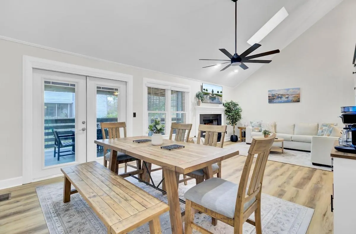 Holiday home Your Storybook Hideaway - Game - 10 Minutes From Airport Charleston