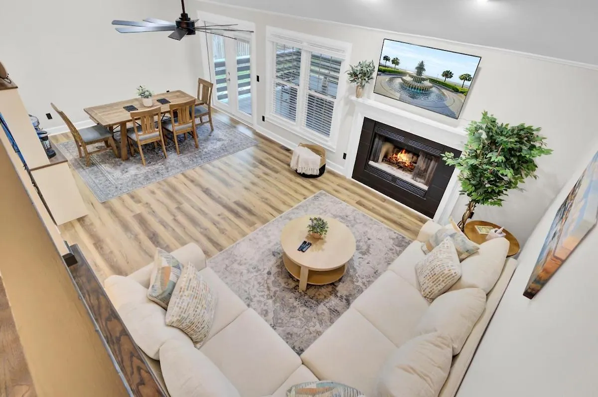 Your Storybook Hideaway - Game - 10 Minutes From Airport Charleston