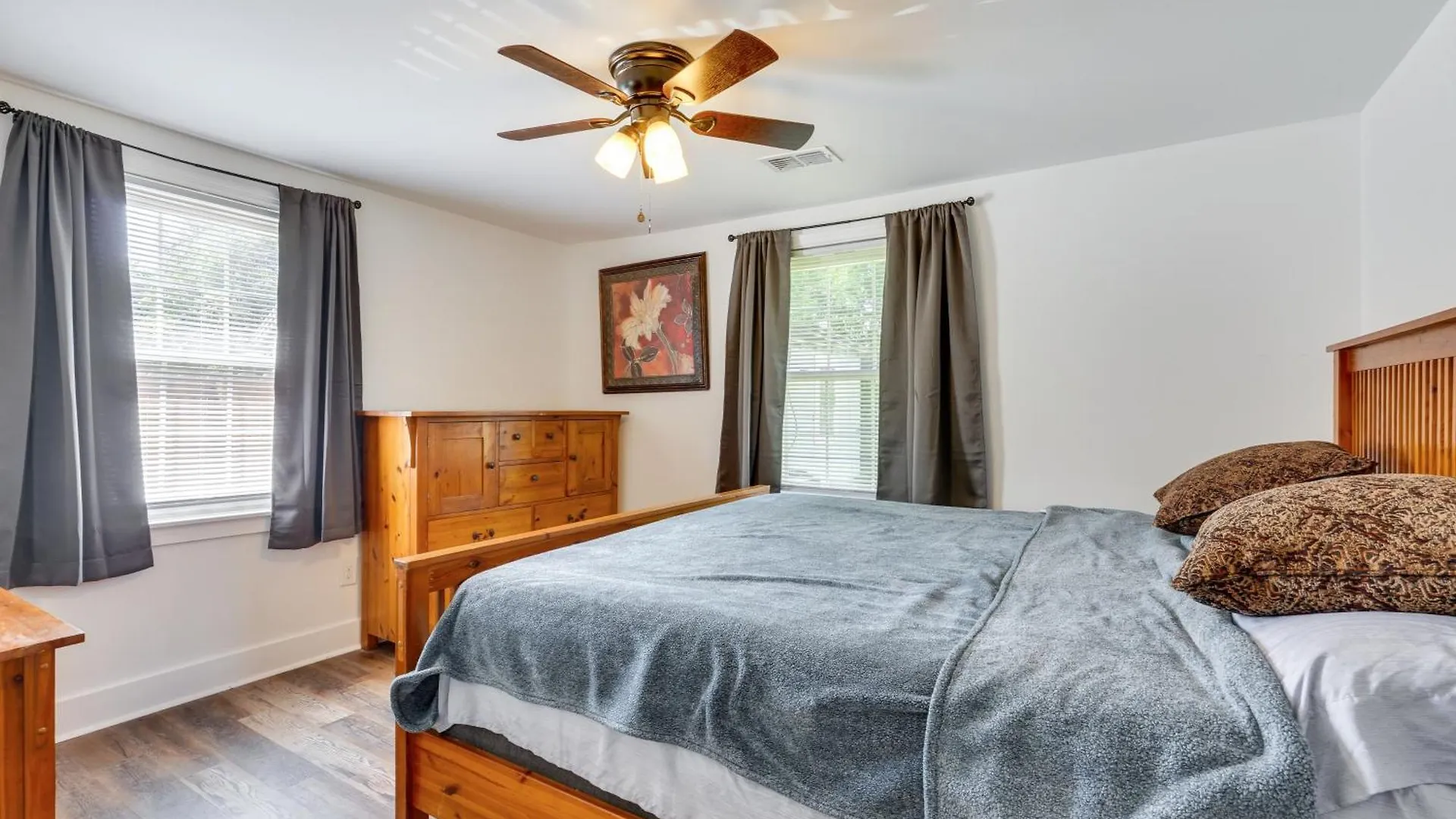 Pet-friendly Near Dtwn!
