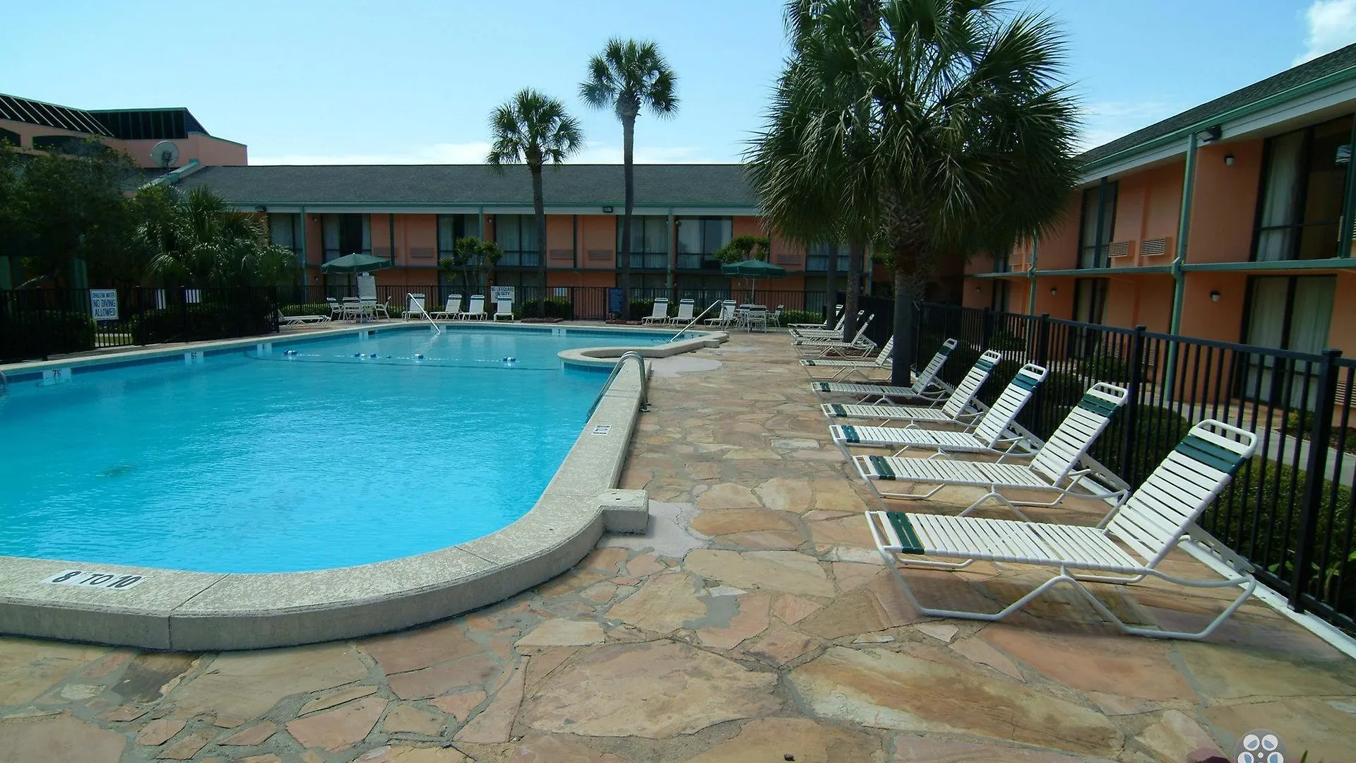 Best Western 3*