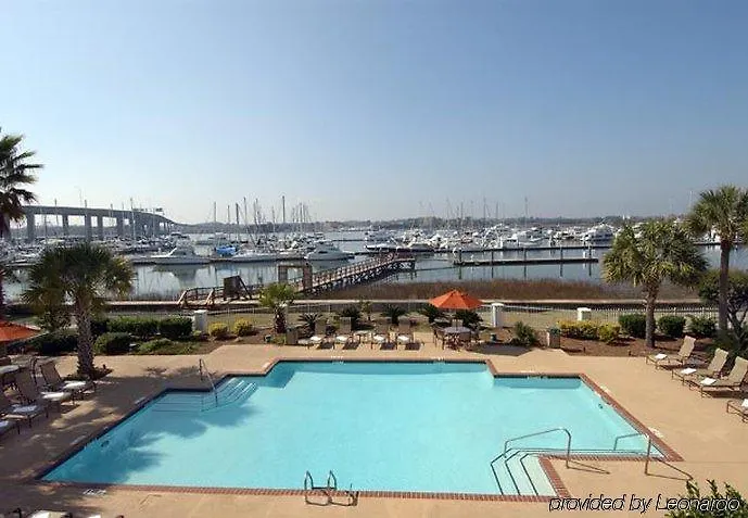 Hotel Courtyard Waterfront Charleston