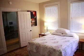 Walk Away Stays Vacation Rentals Charleston