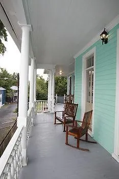 Apartment Walk Away Stays Vacation Rentals *