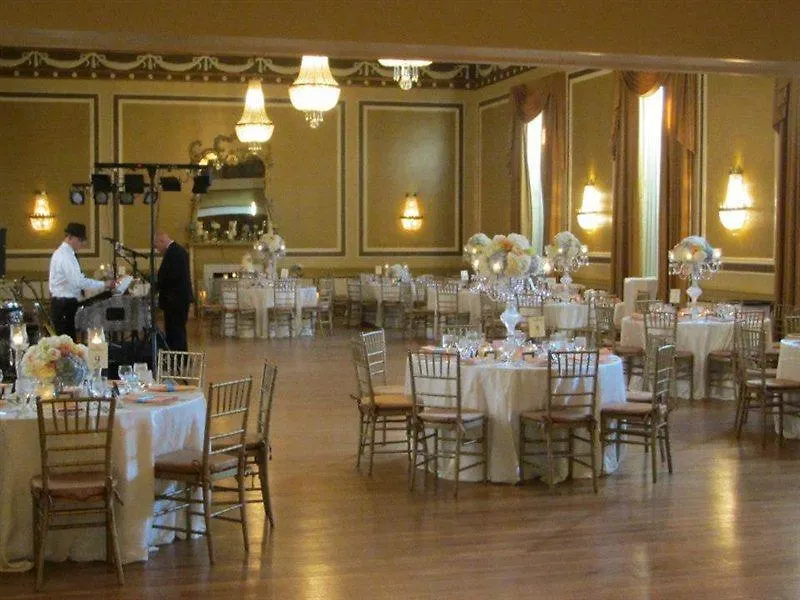 Hotel Francis Marion Charleston