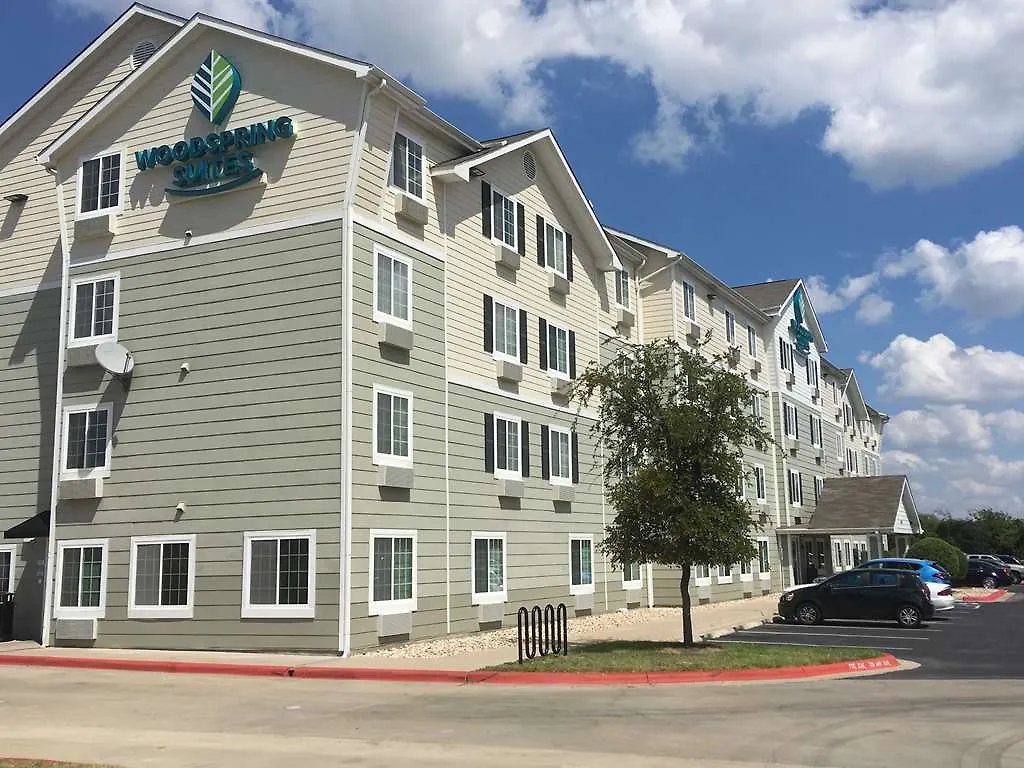 Hotel Woodspring | Airport I-526