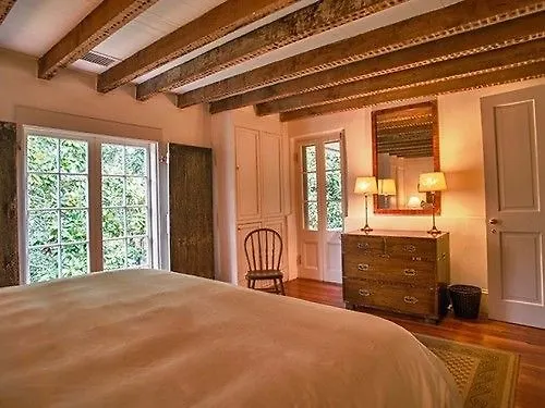 21 East Battery 3* Charleston