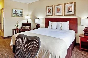 Doubletree By Hilton - Convention Center Hotel 4*