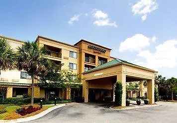 Courtyard By Marriott Airport Coliseum Hotel 3*
