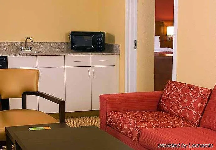Courtyard Waterfront 3* Charleston