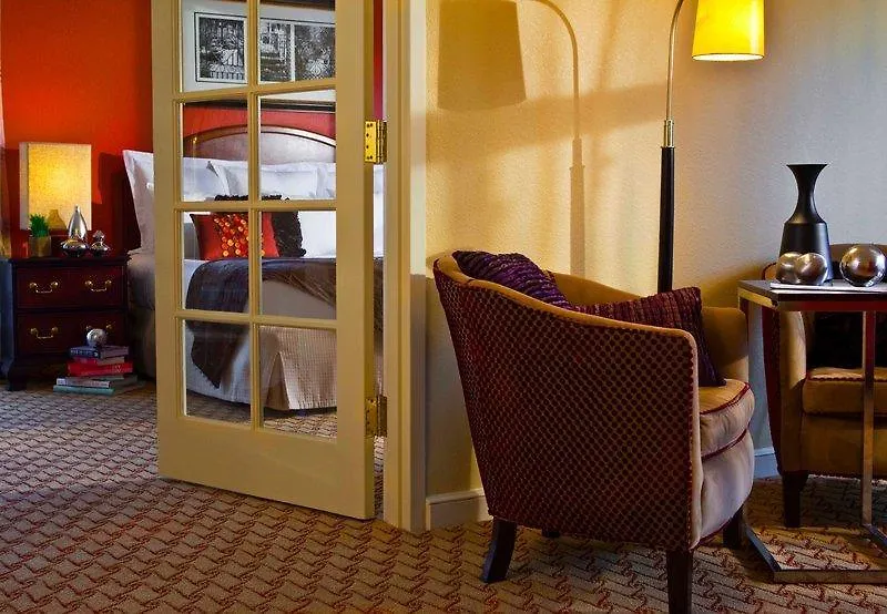 Hotel The Lindy Renaissance