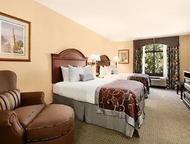 Hotel Wingate By Wyndham Charleston Southern University