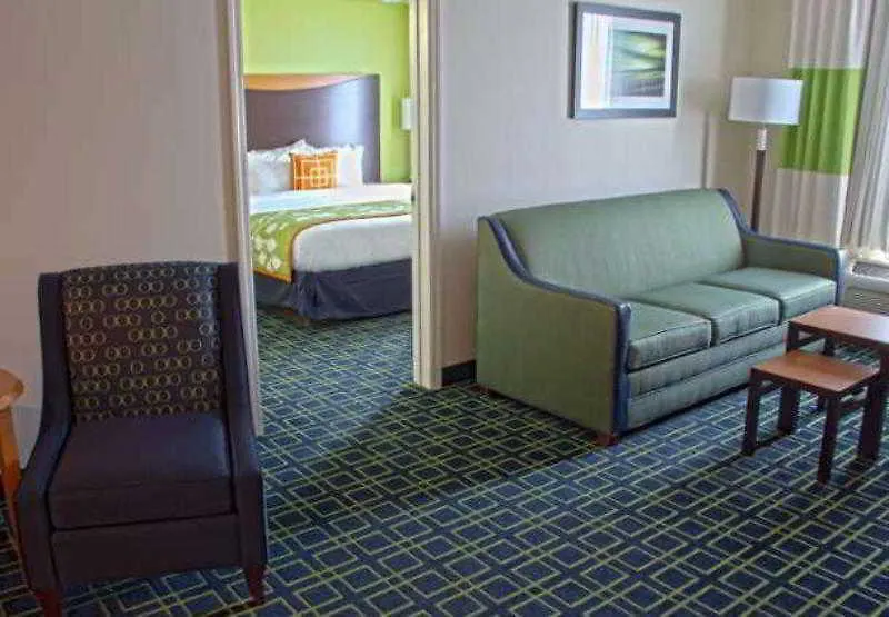 Hotel Fairfield & By Marriott Charleston Airport/convention Center North Charleston