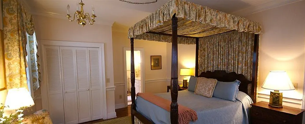 The Cannonboro Bed & Breakfast Charleston