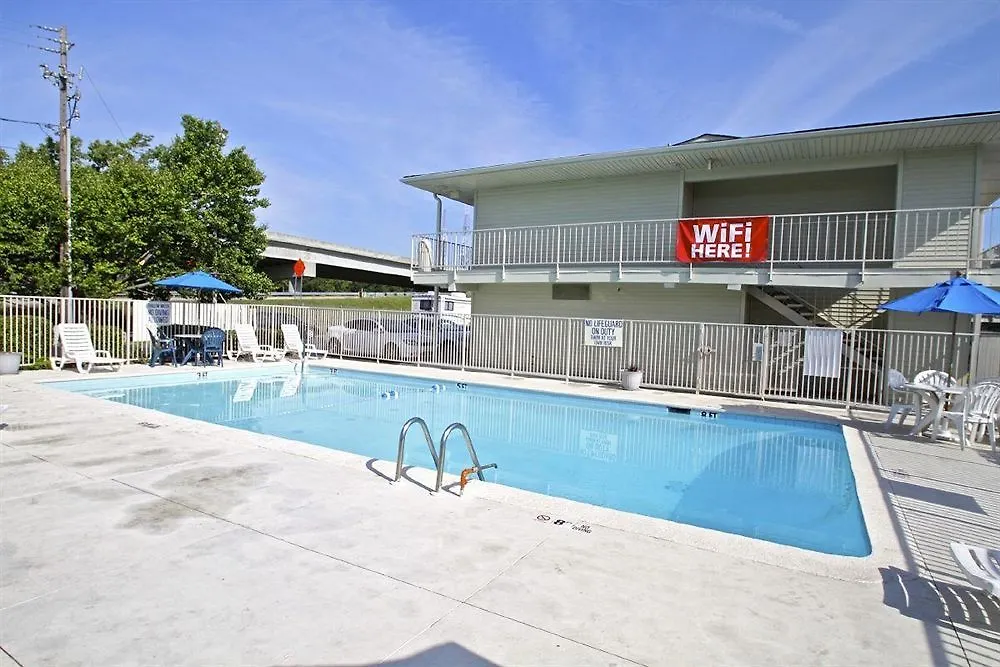 Hotel West Ashley 2*