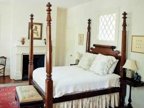 21 East Battery Hotel 3*