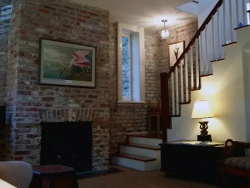 Hotel 21 East Battery 3*