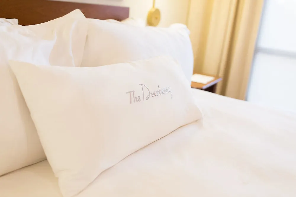 The Dewberry Otel
