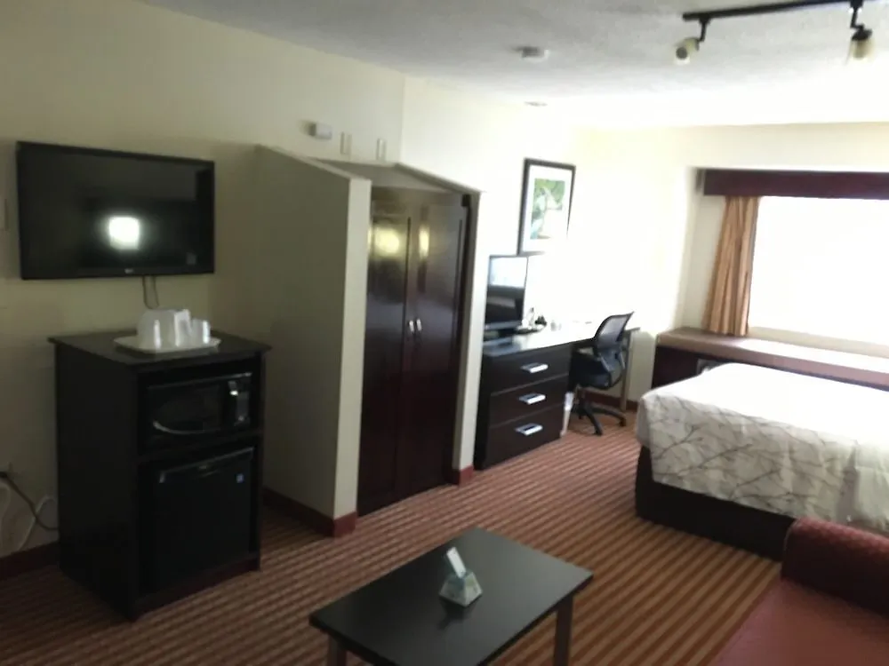 Hotel Western Patriots Point 3*
